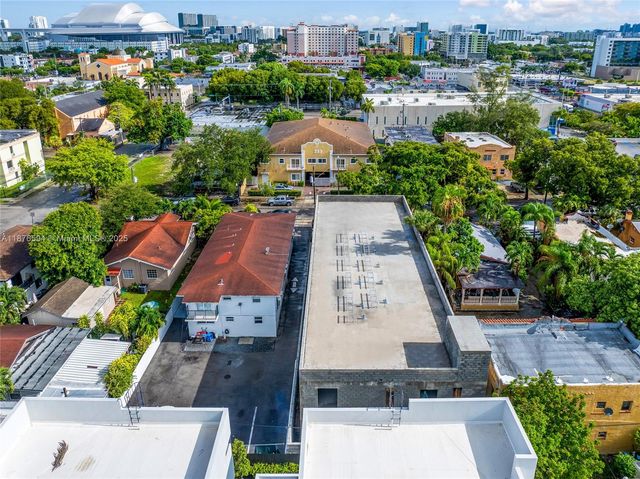 1254 SW 2nd St, Miami, FL 33135