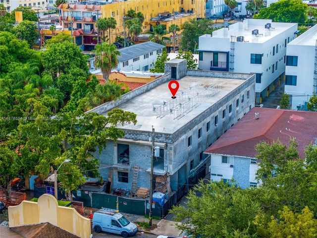 1254 SW 2nd St, Miami, FL 33135