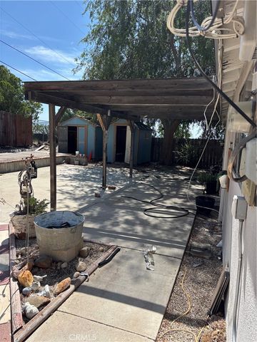 18716 Oakmoor, Canyon Country, CA 91351