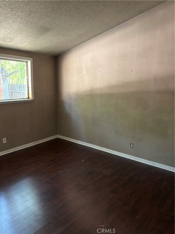 18716 Oakmoor, Canyon Country, CA 91351