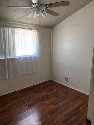 18716 Oakmoor, Canyon Country, CA 91351