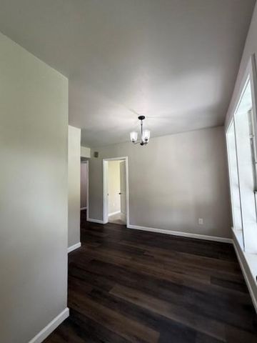 403 3rd Street, Nederland, TX 77627
