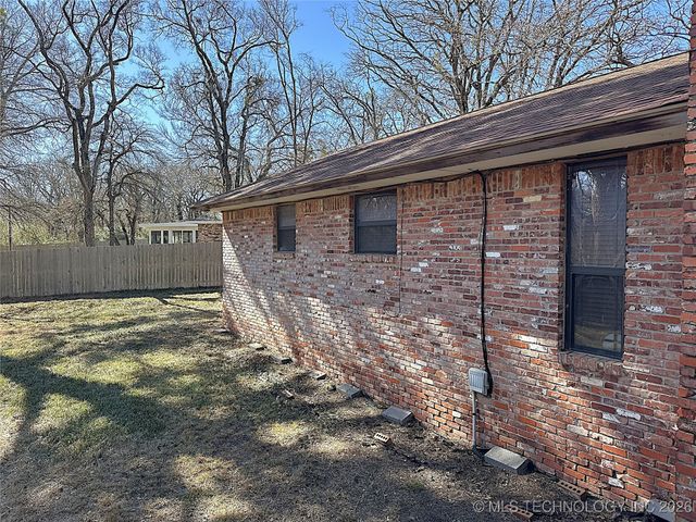 306 Eastwood, Ardmore, OK 73401