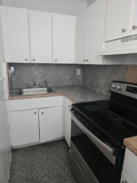 250 SW 11th Ave 6, Homestead, FL 33030