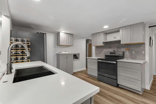 1501 Boggy Creek RD, Lockhart, TX 78644