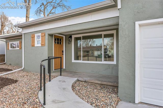 117 Davie Drive, Colorado Springs, CO 80911