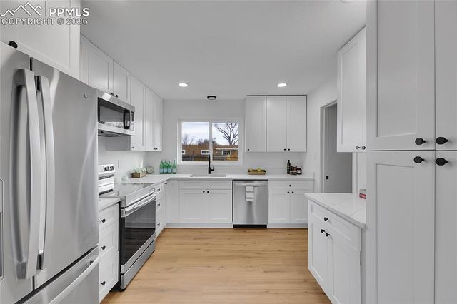 117 Davie Drive, Colorado Springs, CO 80911