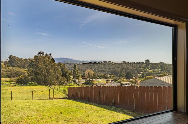 9340 Pollock Lane, Salinas, CA 93907