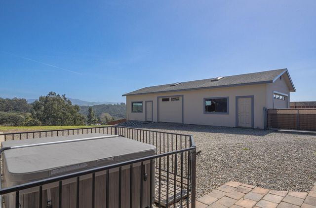9340 Pollock Lane, Salinas, CA 93907
