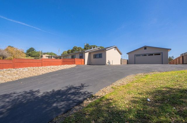 9340 Pollock Lane, Salinas, CA 93907
