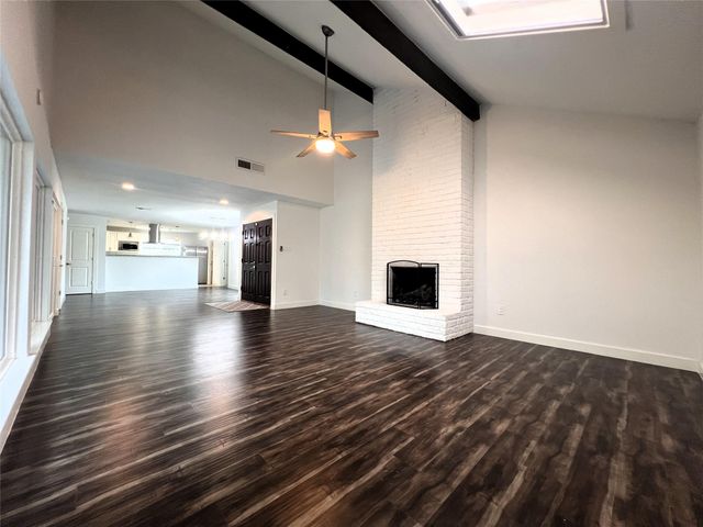 11831 Briar Forest Drive, Houston, TX 77077