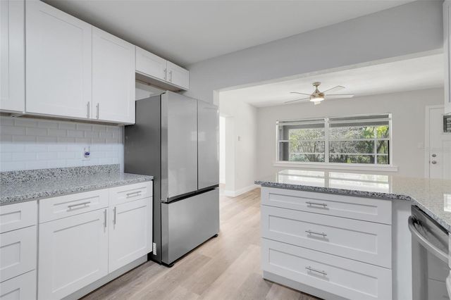 311 GRIFFIN VIEW DRIVE, Lady Lake, FL 32159