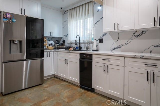 6930 Balcom, Reseda (los Angeles), CA 91335