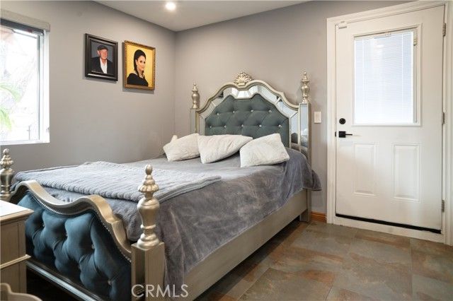 6930 Balcom, Reseda (los Angeles), CA 91335