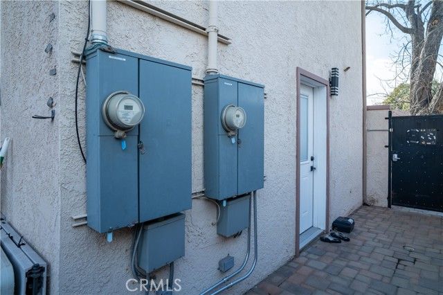 6930 Balcom, Reseda (los Angeles), CA 91335