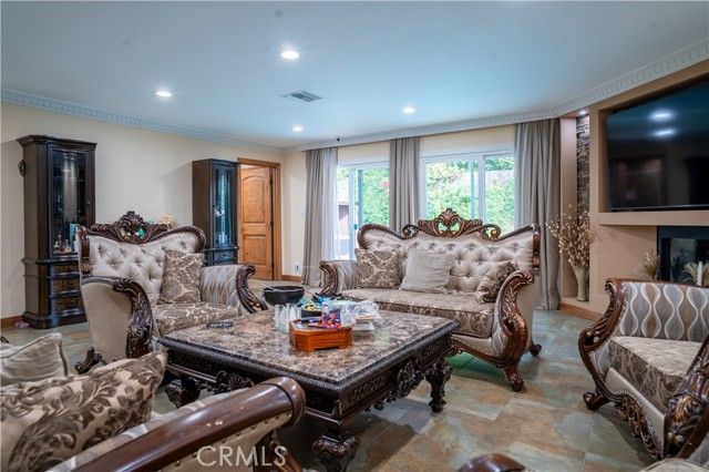 6930 Balcom, Reseda (los Angeles), CA 91335