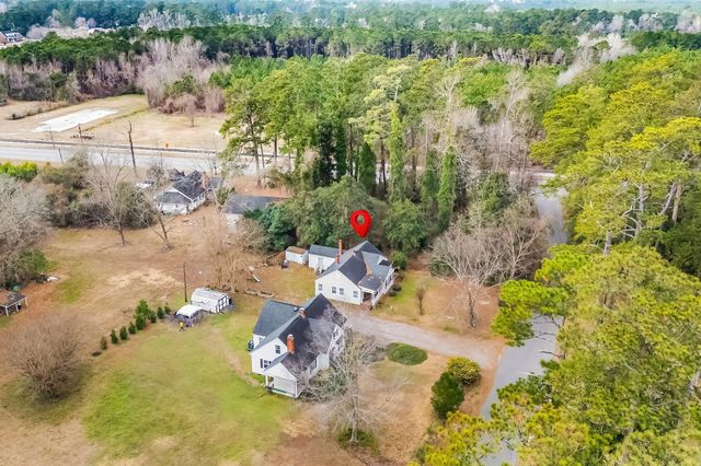 102 Sandwall Dr., Tabor City, NC 28463