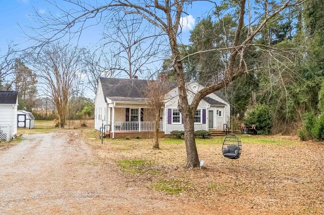 102 Sandwall Dr., Tabor City, NC 28463