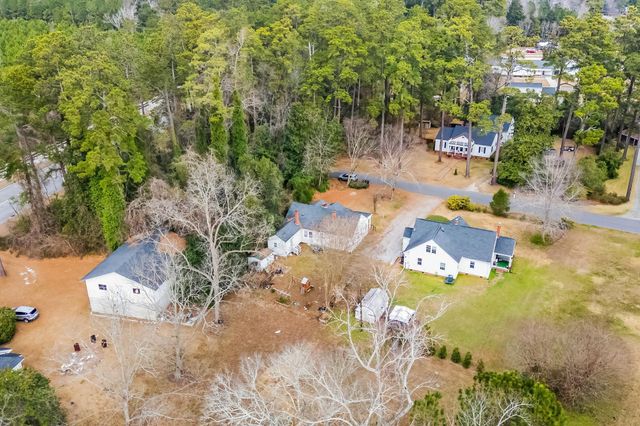 102 Sandwall Dr., Tabor City, NC 28463