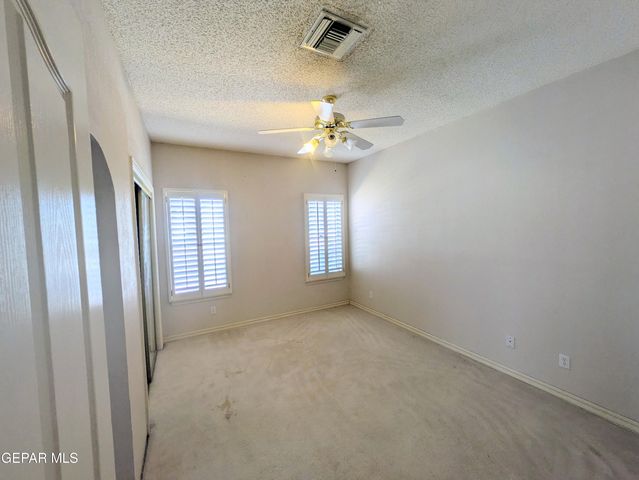 13940 JEWELED DESERT Drive, Horizon City, TX 79928