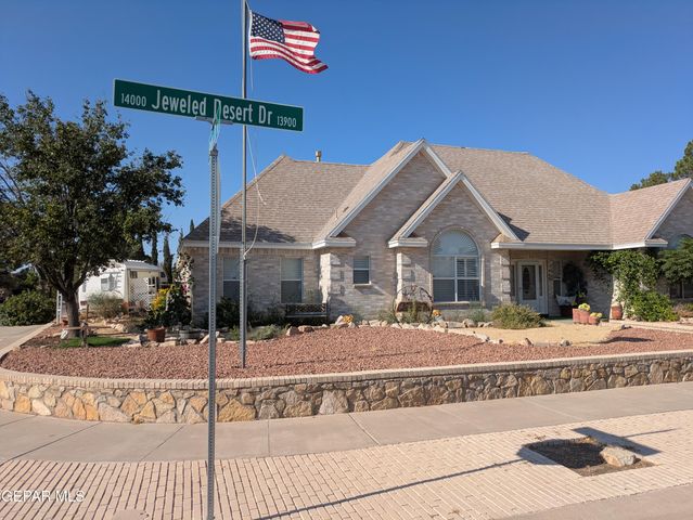 13940 JEWELED DESERT Drive, Horizon City, TX 79928