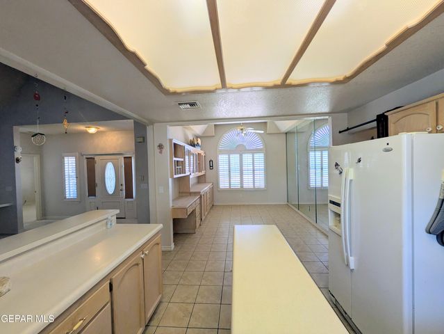 13940 JEWELED DESERT Drive, Horizon City, TX 79928