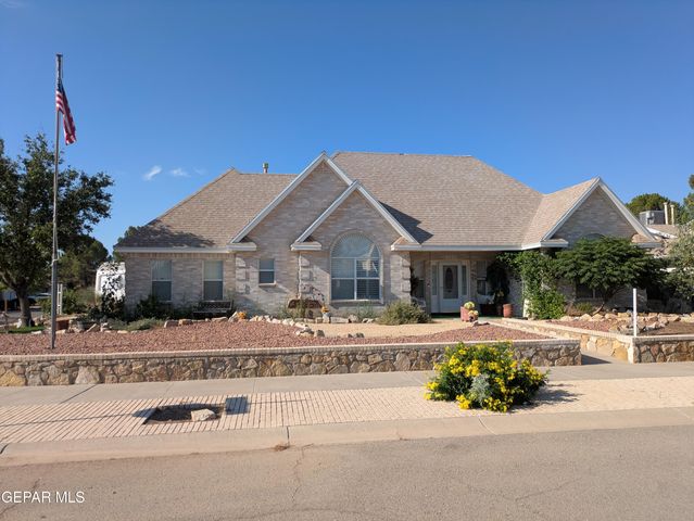 13940 JEWELED DESERT Drive, Horizon City, TX 79928