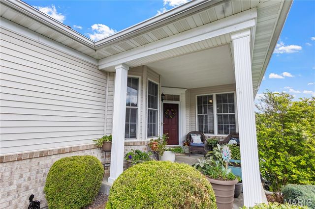2071 Hawks Landing Drive C, Lake St Louis, MO 63367
