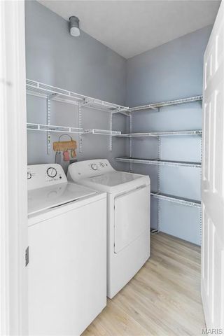 2071 Hawks Landing Drive C, Lake St Louis, MO 63367
