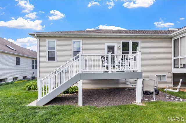 2071 Hawks Landing Drive C, Lake St Louis, MO 63367