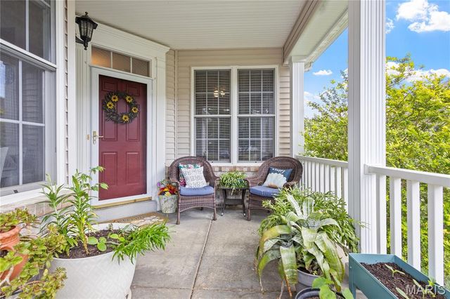 2071 Hawks Landing Drive C, Lake St Louis, MO 63367