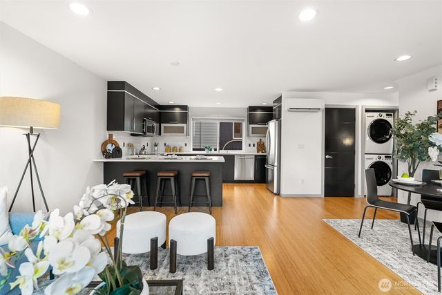 2301 NE 86th Street, Seattle, WA 98115