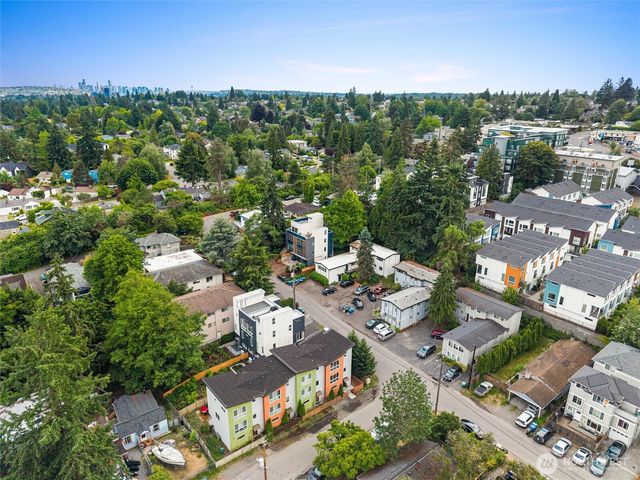2301 NE 86th Street, Seattle, WA 98115
