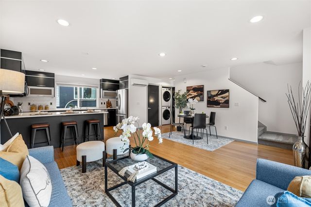 2301 NE 86th Street, Seattle, WA 98115