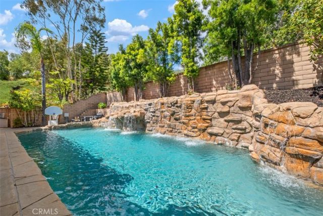27510 Morro, Mission Viejo, CA 92692