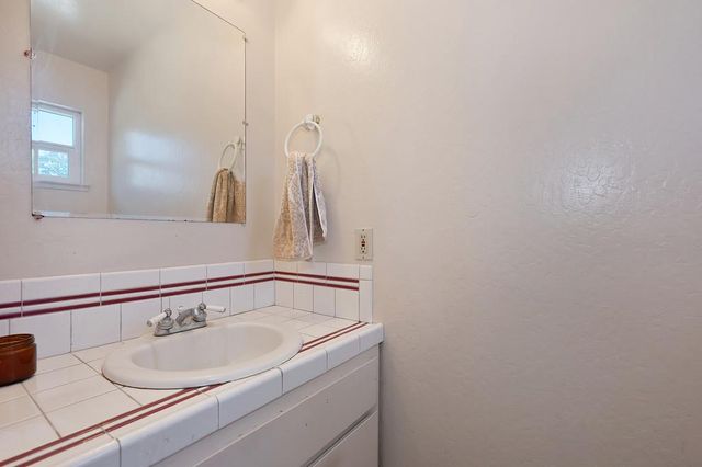 17475 Misty Dawn Ln, Grass Valley, CA 95949