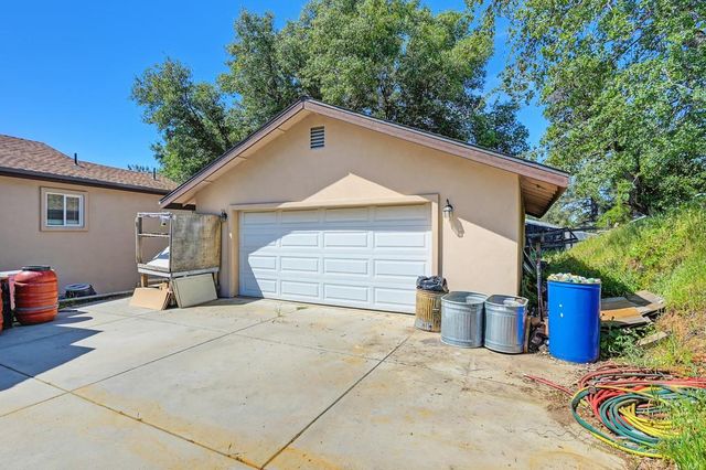 17475 Misty Dawn Ln, Grass Valley, CA 95949