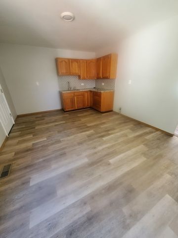 21538 GAILINE Avenue, Sauk Village, IL 60411