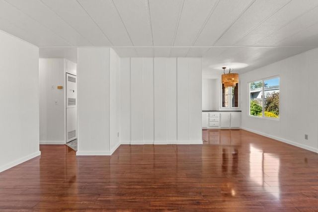 19 Dolphin Court, Half Moon Bay, CA 94019