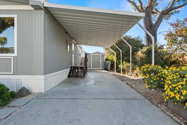 19 Dolphin Court, Half Moon Bay, CA 94019