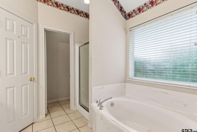 16801 Terrebonne Dr, Tyler, TX 75703