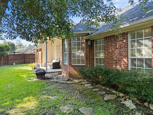 16801 Terrebonne Dr, Tyler, TX 75703
