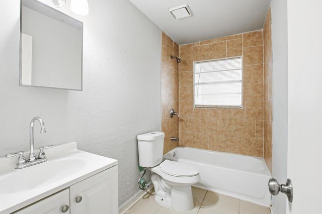 5326 Doulton Drive, Houston, TX 77033