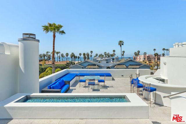 2224 Main Street, Santa Monica, CA 90405