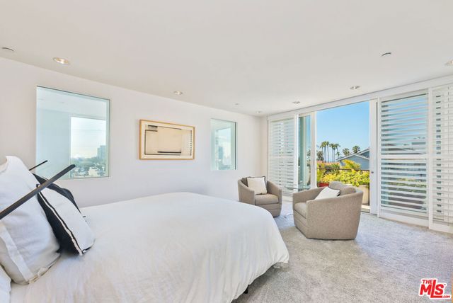 2224 Main Street, Santa Monica, CA 90405