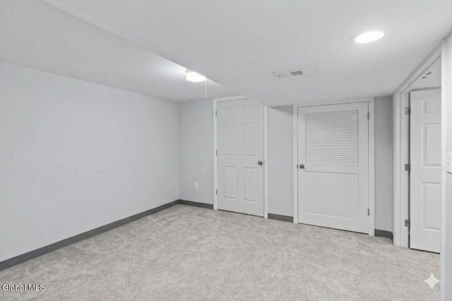 174 Williamsburg Court, Albany, NY 12203