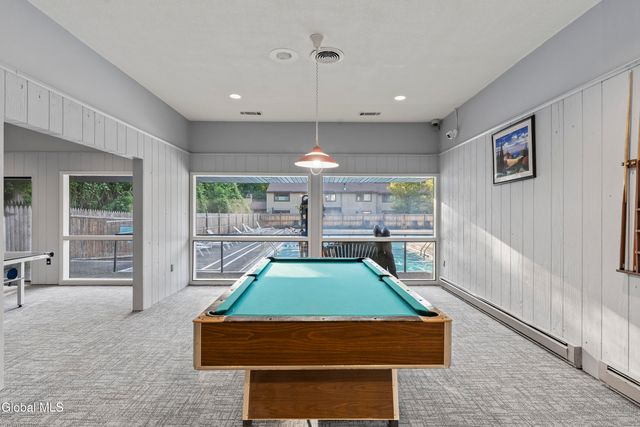 174 Williamsburg Court, Albany, NY 12203