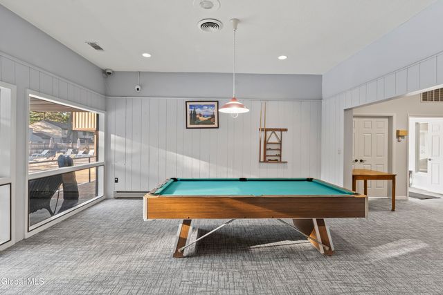 174 Williamsburg Court, Albany, NY 12203