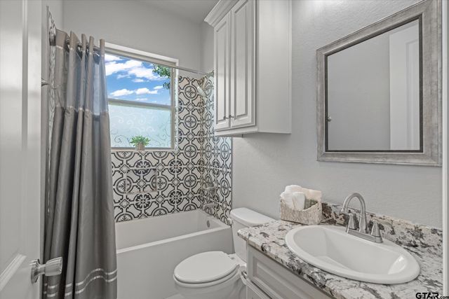 147 County Road 2309, Mineola, TX 75773