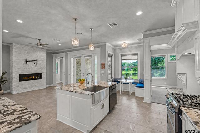 147 County Road 2309, Mineola, TX 75773
